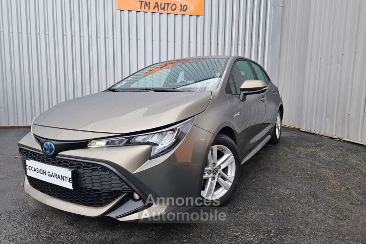 Toyota Corolla 1.8 HYBRID 122CH DYNAMIC BUSINESS 98Mkms 11-2019 - <small></small> 14.990 € <small>TTC</small> - #1