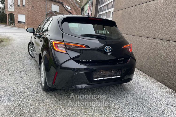 Toyota Corolla 1.8 Hybrid Dynamic Plus e-CVT - <small></small> 18.990 € <small>TTC</small> - #4