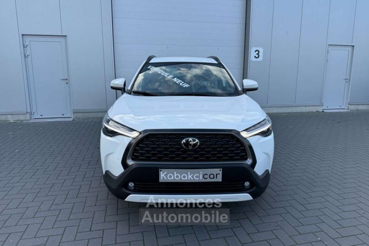 Toyota Corolla Cross 1.8 Hybrid 2WD -- VÉHICULE NEUVE CAMERA GPS - <small></small> 32.890 € <small>TTC</small> - #2