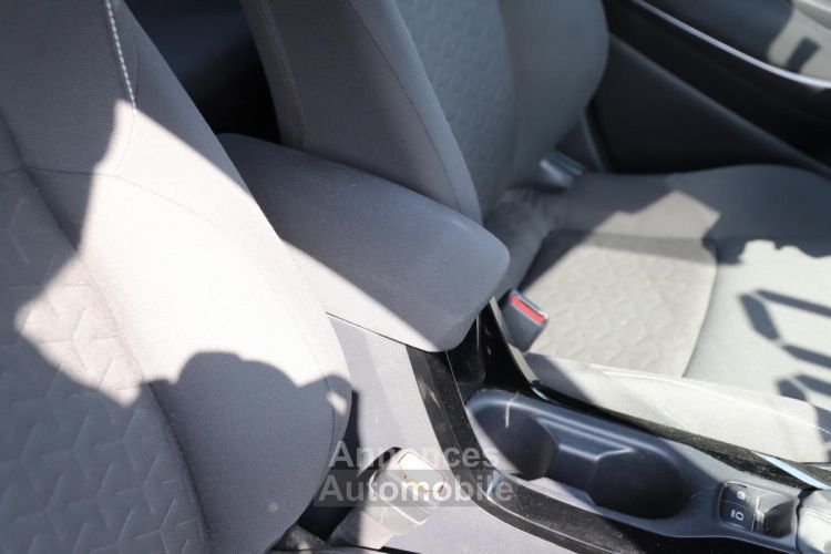 Toyota Corolla Hybride 180h CV HYBRID - <small></small> 18.970 € <small></small> - #44