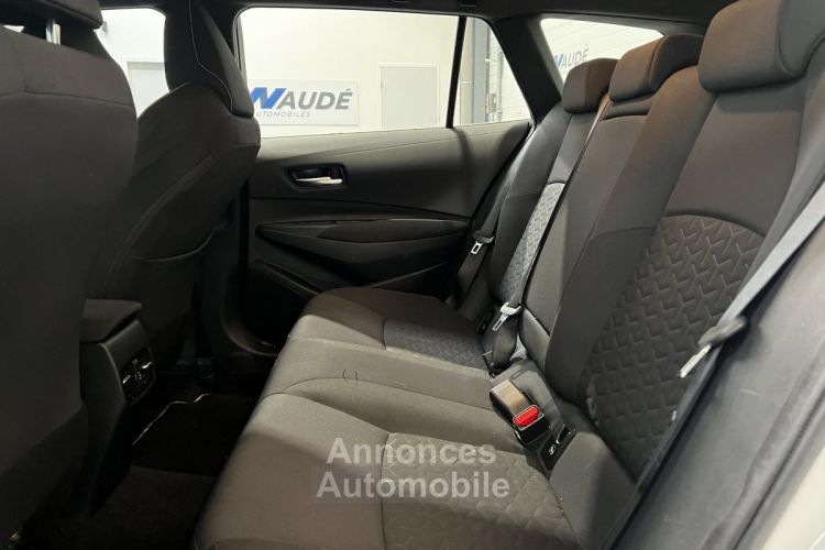 Toyota Corolla TOURING SPORT 1.8 HYBRIDE 122H CVT DYNAMIC BUSINESS - Garantie constructeur 11/2030 - <small></small> 21.990 € <small>TTC</small> - #20