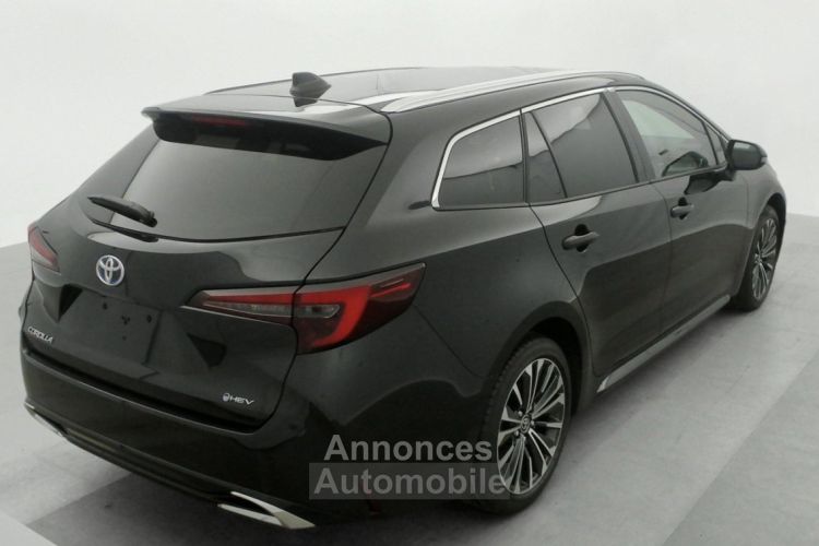 Toyota Corolla Touring Sports Hybrid 196 Design BVA NEUF (Plusieurs couleurs disponibles) - <small></small> 31.990 € <small>TTC</small> - #4