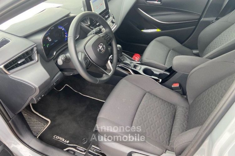 Toyota Corolla TOURING SPORTS XII (2) 1.8 HYBRIDE 122 DYNAMIC GPS Caméra - <small></small> 23.970 € <small>TTC</small> - #12