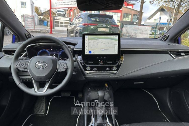 Toyota Corolla TS 2.0 Hybrid Lounge Pano,HUD,Navi,JBL - <small></small> 37.950 € <small>TTC</small> - #12