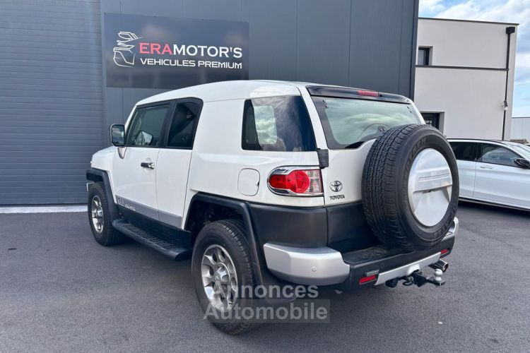 Toyota FJ Cruiser 4.0 V6 VVT-I 239 BVA - <small></small> 43.900 € <small>TTC</small> - #5