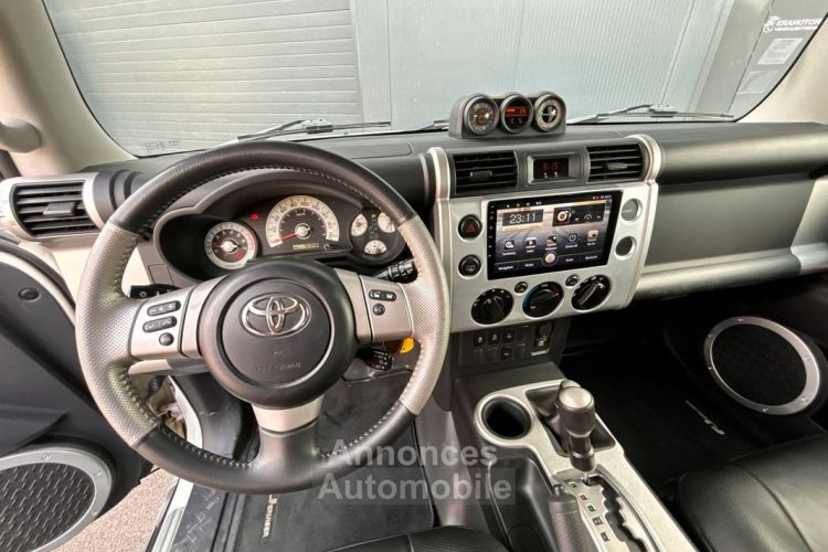 Toyota FJ Cruiser 4.0 V6 VVT-I 239 BVA - <small></small> 43.900 € <small>TTC</small> - #6