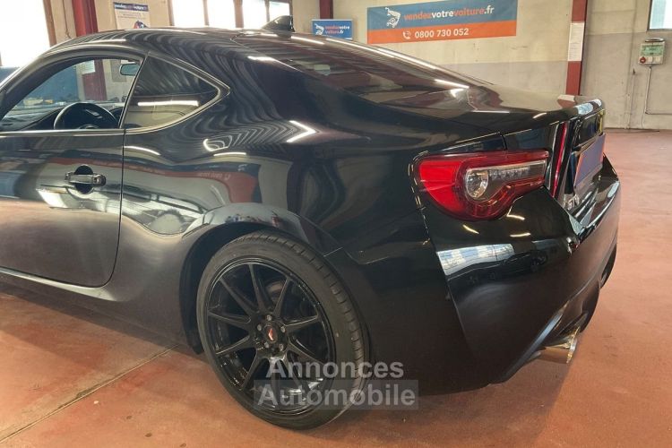 Toyota GT86 2.0 D-4S (BOXER) 200 CV BVM COUPE / 2E MAIN / FR / 2017 / CAMERA / RADARS / GTIE 12M - <small></small> 24.490 € <small>TTC</small> - #2