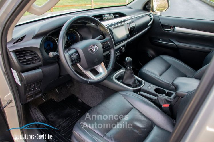 Toyota Hilux 2.4 D-4D 4WD Lounge - LICHTE VRACHT - TREKHAAK - 220V - CAMERA - CRUISECONTROL - KEYLESS GO - EURO 6 - <small></small> 28.999 € <small>TTC</small> - #3