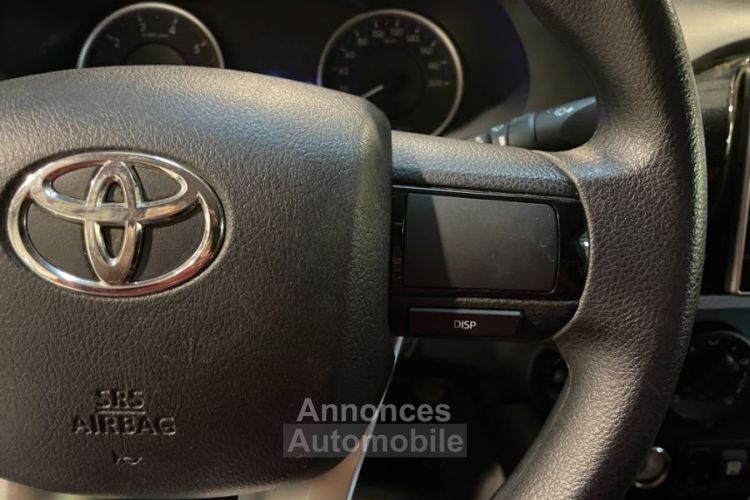 Toyota Hilux 2.4 D-4D D.CABINE RAID 2.4 D-4D 150 CH DOUBLE CABINE - <small></small> 75.000 € <small>TTC</small> - #28