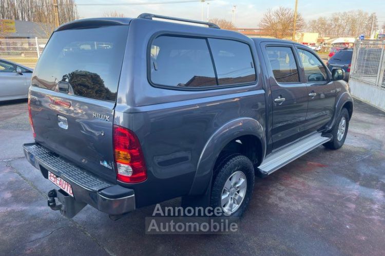 Toyota Hilux double cab 4x4 1ère main - <small></small> 21.990 € <small>TTC</small> - #4