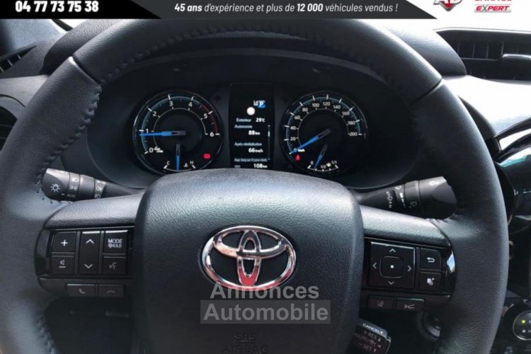 Toyota Hilux X-TRA CABINE CAB 4WD 2.8L 204 D-4D BVA INVINCIBLE prix : 42491 HT - <small></small> 42.491 € <small>HT</small> - #13