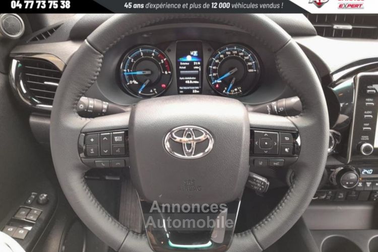 Toyota Hilux X-TRA CABINE CAB 4WD 2.8L 204 D-4D BVA INVINCIBLE prix ht - <small></small> 42.491 € <small>HT</small> - #13