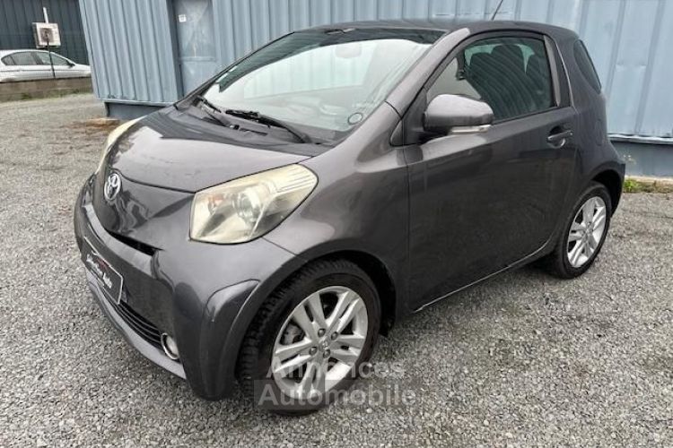 Toyota iQ 1.3 100ch bv6 - <small></small> 5.890 € <small>TTC</small> - #1