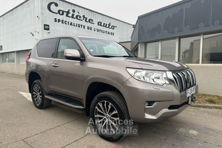 Toyota Land Cruiser 30990 ht lounge 2.8 D 177cv BVA - <small></small> 35.988 € <small>TTC</small> - #1