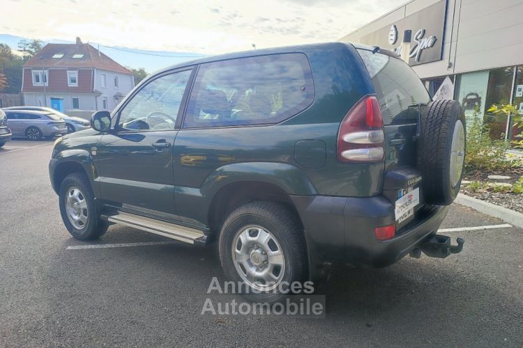 Toyota Land Cruiser D-4D 172 3.0 - <small></small> 19.990 € <small>TTC</small> - #3