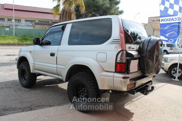 Toyota Land Cruiser KDJ 90 3.0L D4D 163CV PREPARE TOUT TERRAIN PACK SPORT/VX 2000 ETAT PARFAIT GTIE 6 MOIS - <small></small> 28.900 € <small>TTC</small> - #4