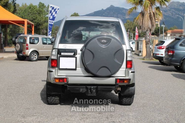 Toyota Land Cruiser KDJ 90 3.0L D4D 163CV PREPARE TOUT TERRAIN PACK SPORT/VX 2000 ETAT PARFAIT GTIE 6 MOIS - <small></small> 28.900 € <small>TTC</small> - #67