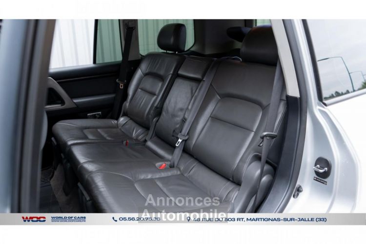 Toyota Land Cruiser VDJ 200 4.5D V8 / 7places - <small></small> 33.990 € <small>TTC</small> - #43