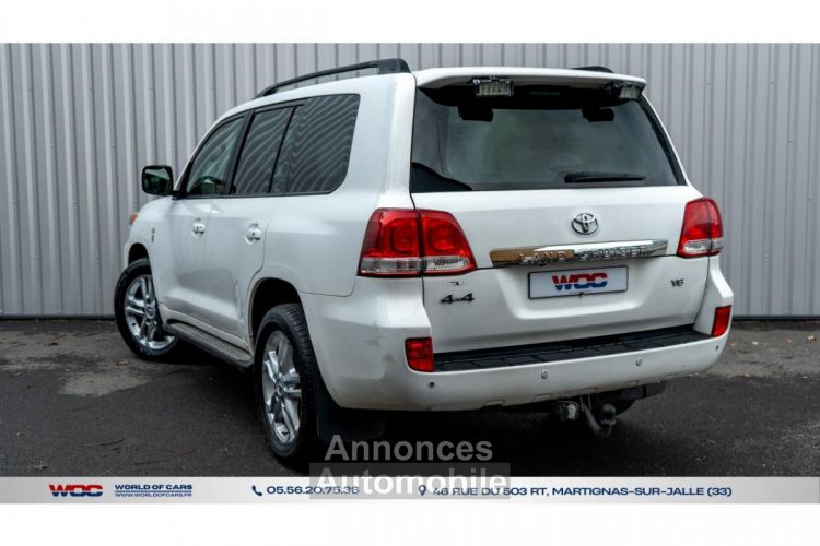 Toyota Land Cruiser VDJ 200 4.5D V8 / 7places - <small></small> 33.990 € <small>TTC</small> - #94