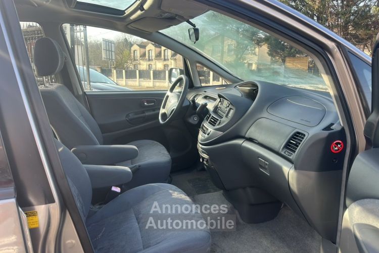 Toyota Previa 155 VVT-i Linea Sol BVA EURO4 - <small></small> 8.990 € <small>TTC</small> - #7