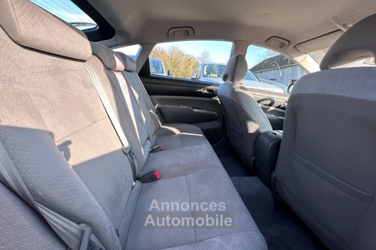 Toyota Prius 110h 10ème Anniversaire 50000 KM PREMIER MAIN - <small></small> 11.490 € <small>TTC</small> - #8