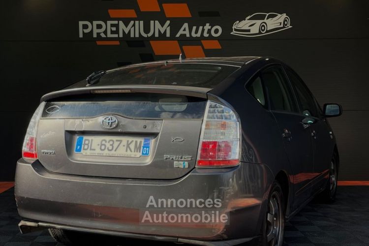 Toyota Prius 1.5 Hybrid 112 Cv Boite Auto Climatisation Ecran Radars de recul Ct Ok 2026 - <small></small> 3.990 € <small>TTC</small> - #2