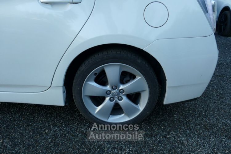 Toyota Prius 1.8 136 Ch DYNAMIC BVA - <small></small> 12.990 € <small>TTC</small> - #3