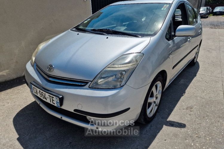 Toyota Prius hybrid 110ch linea sol garantie - <small></small> 7.950 € <small>TTC</small> - #1