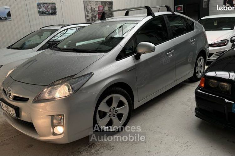 Toyota Prius III HYBRIDE 1.8 VVT-i 136ch automatique - <small></small> 10.450 € <small>TTC</small> - #2