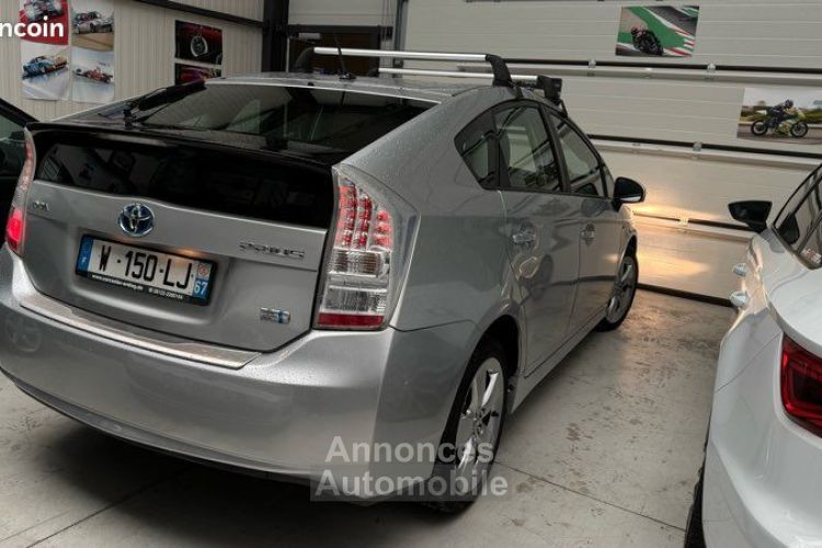 Toyota Prius III HYBRIDE 1.8 VVT-i 136ch automatique - <small></small> 10.450 € <small>TTC</small> - #3