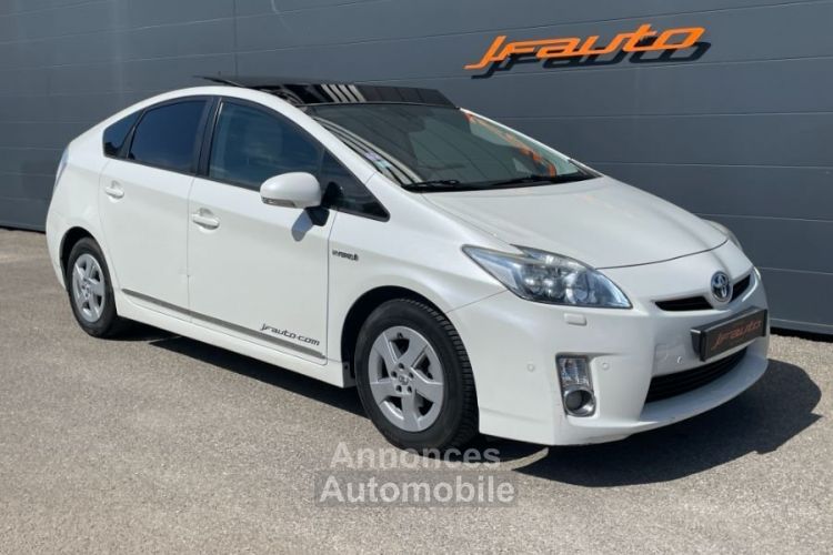 Toyota Prius III Ph 1 1.8 136 ch LOUNGE 15 - <small></small> 14.900 € <small>TTC</small> - #1