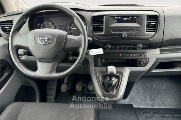 Toyota ProAce 1.5 120 D-4D - Start&Stop Combi Long Dynamic - <small></small> 27.990 € <small></small> - #9