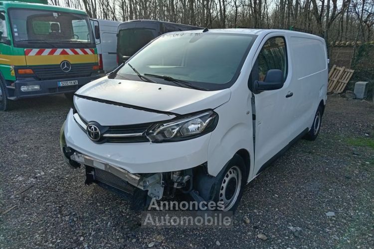 Toyota ProAce 1.5 l D4D 100 CV 2019 26084 km Accidenté pour l'export - <small></small> 5.400 € <small>TTC</small> - #1