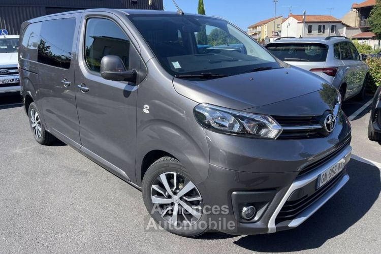 Toyota ProAce (2) 2.0 D MEDIUM 180 D-4D AUTO BUSINESS 2 portes latéral 5 places - <small></small> 38.890 € <small>TTC</small> - #1