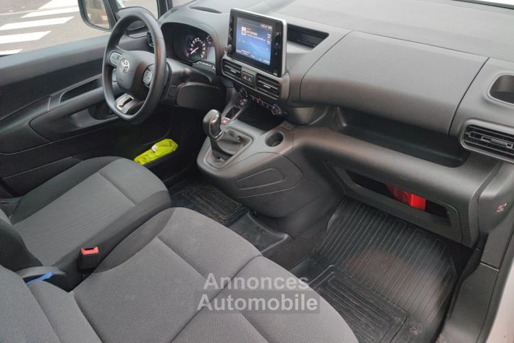 Toyota ProAce CITY 100 1.5 D-4D Business TVA RECUPERABLE - <small></small> 15.490 € <small>TTC</small> - #16