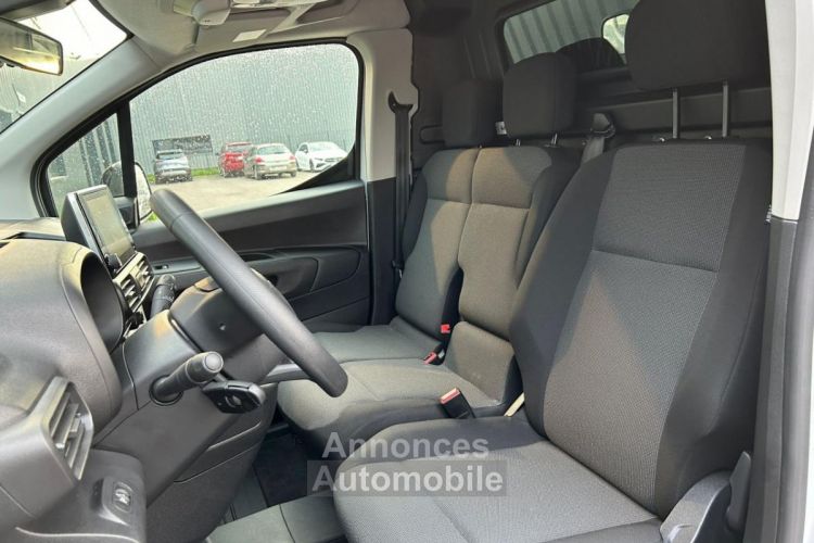 Toyota ProAce CITY 1.5 100 CH Medium Business - 3 PLACES - 16 660HT - <small></small> 19.990 € <small></small> - #7