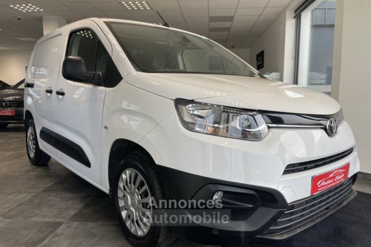 Toyota ProAce CITY/ PARTIR DE 148,43/MOIS / MEDIUM 100 D-4D BUSINESS - <small></small> 13.970 € <small>TTC</small> - #2