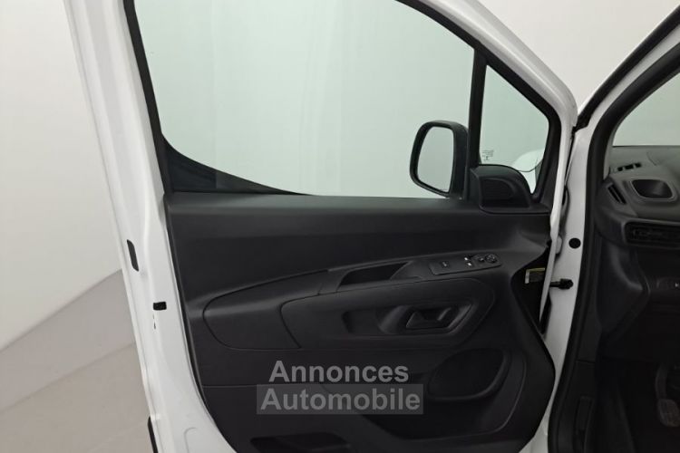 Toyota ProAce CITY FOURGON MEDUIM 1.5 D-4D 100 BUSINESS 3PL - <small></small> 17.988 € <small>TTC</small> - #18