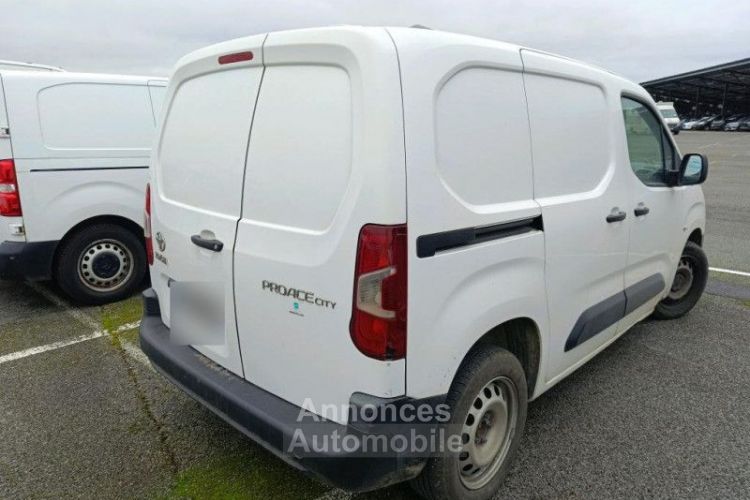 Toyota ProAce City MEDIUM 130 D-4D BUSINESS BVA - <small></small> 11.900 € <small>TTC</small> - #2