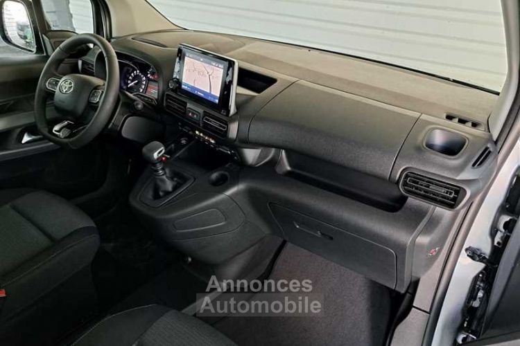 Toyota ProAce City Verso 1.5L D-4D 100ch BVM6 Executive - <small></small> 28.980 € <small>TTC</small> - #2