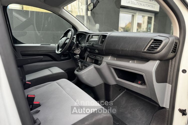 Toyota ProAce COMBI RC18 Long 1.5L 120 D-4D BVM6 Dynamic - <small></small> 22.990 € <small>TTC</small> - #15