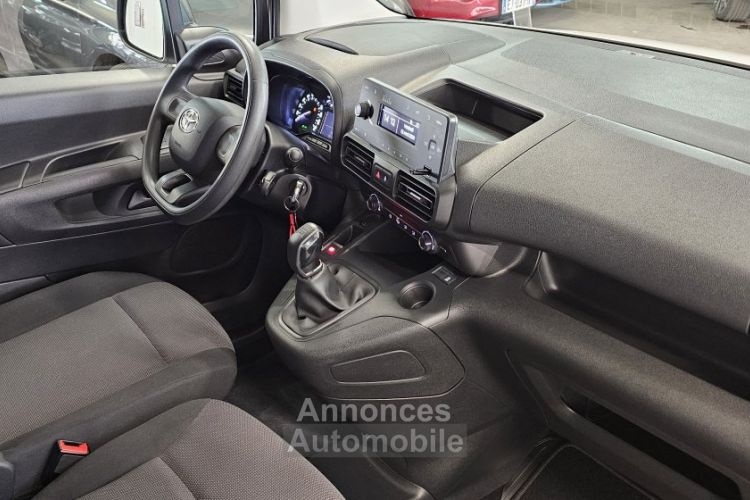 Toyota ProAce FOURGON 1.5 D4D 100 MEDIUM L1 - 1ere main - <small></small> 21.490 € <small>TTC</small> - #9