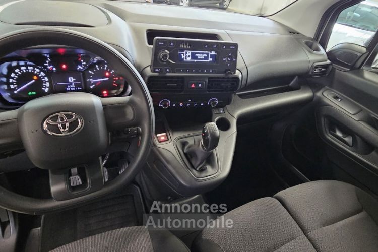 Toyota ProAce FOURGON 1.5 D4D 100 MEDIUM L1 - 1ere main - <small></small> 21.490 € <small>TTC</small> - #11