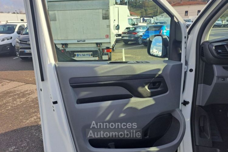 Toyota ProAce FOURGON MEDIUM 2.0L 140 D-4D - <small></small> 20.988 € <small>TTC</small> - #19