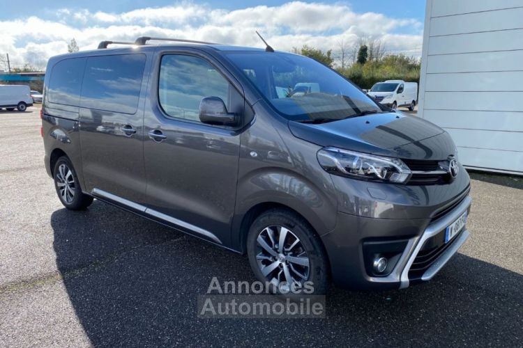 Toyota ProAce VERSO 2.0 D MEDIUM 180 D-4D DYNAMIC 8PL - <small></small> 36.990 € <small>TTC</small> - #1