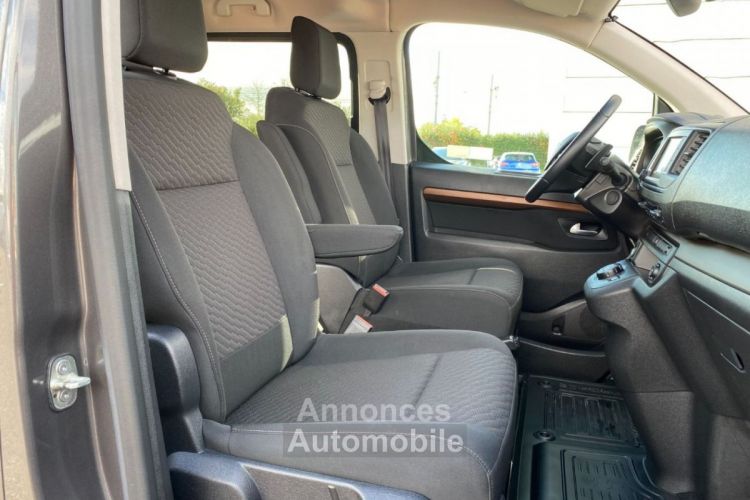 Toyota ProAce VERSO 2.0 D MEDIUM 180 D-4D DYNAMIC 8PL - <small></small> 36.990 € <small>TTC</small> - #24