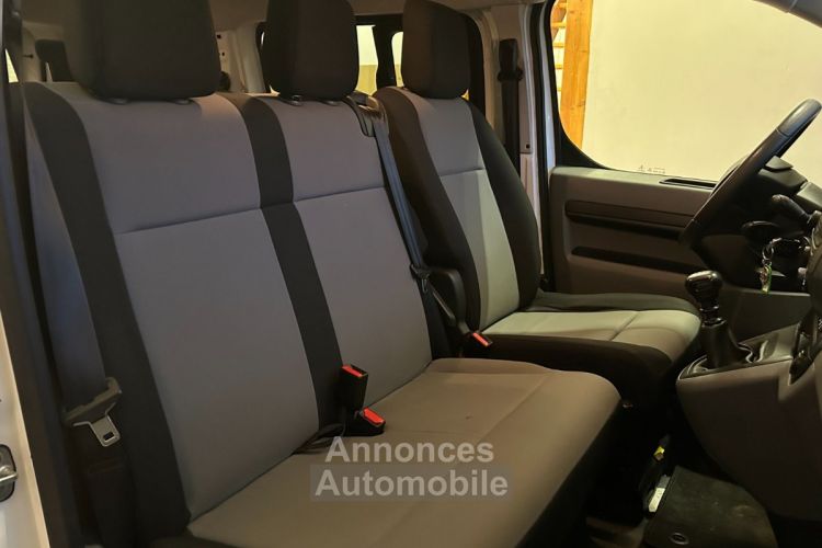 Toyota ProAce VERSO RC18 Medium 120 D-4D BVM6 Dynamic - <small></small> 24.990 € <small>TTC</small> - #11