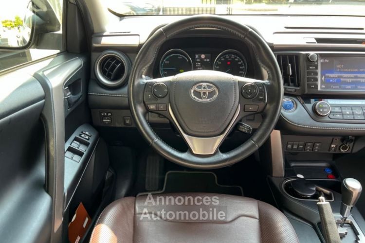 Toyota Rav4 2.5 197CH HYBRID SILVER EDITION 4X4 CAMERA DE RECUL - <small></small> 21.980 € <small>TTC</small> - #17