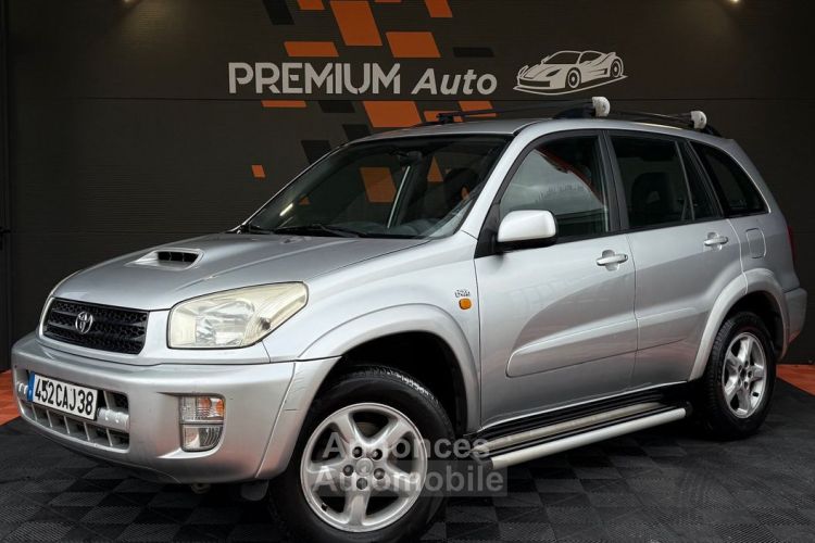 Toyota Rav4 D-4D 115 Cv Gx Attelage Climatisation Première Main Entretien Ok Ct 2026 - <small></small> 4.990 € <small>TTC</small> - #1