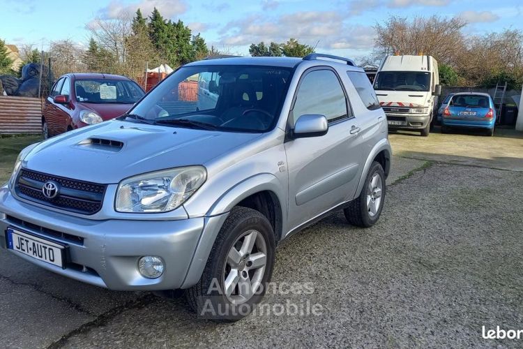 Toyota Rav4 D4-D 115 VX 3 PORTES - <small></small> 8.990 € <small>TTC</small> - #1